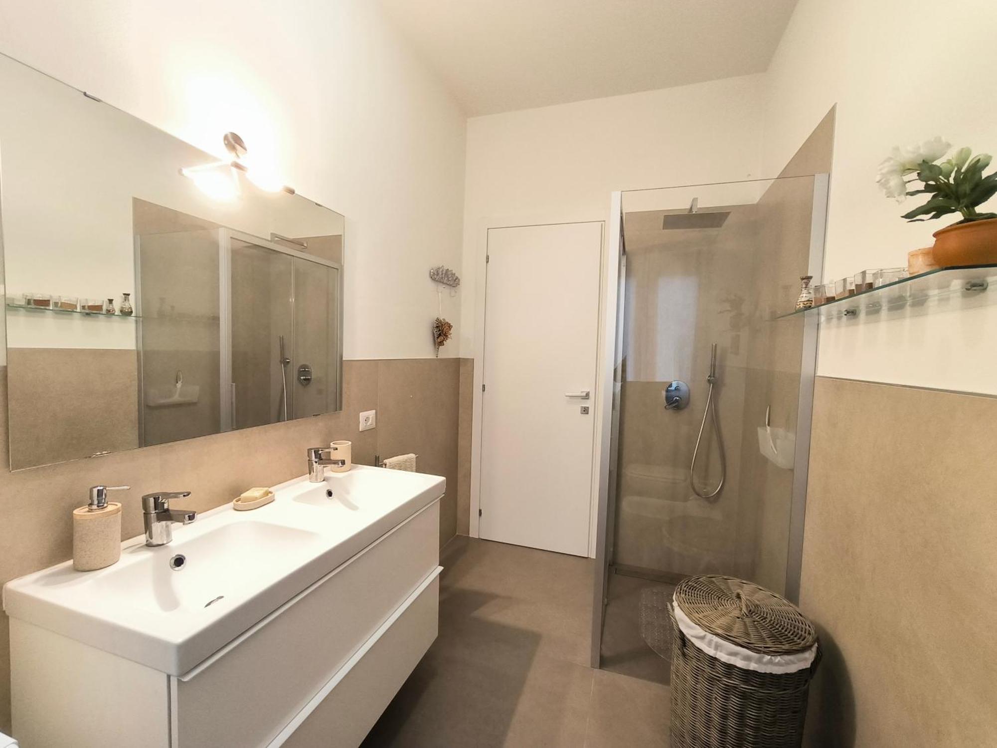 דירות באוונו Casa Dina מראה חיצוני תמונה